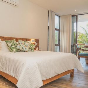 Deluxe Double Room Side Sea View
